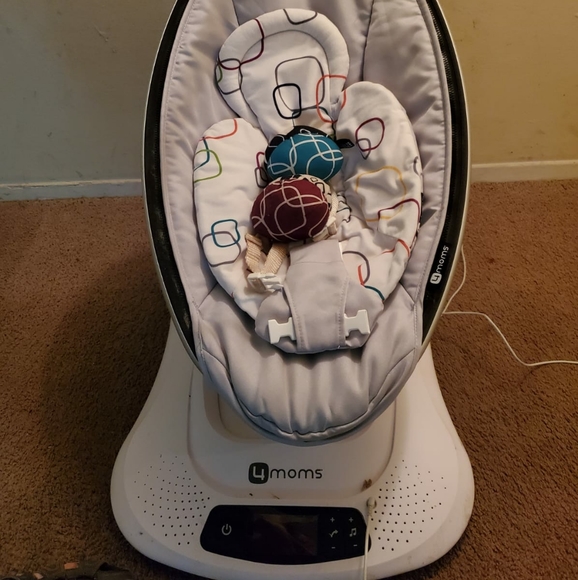 Mamaroo4 infant seat - Picture 2 of 5